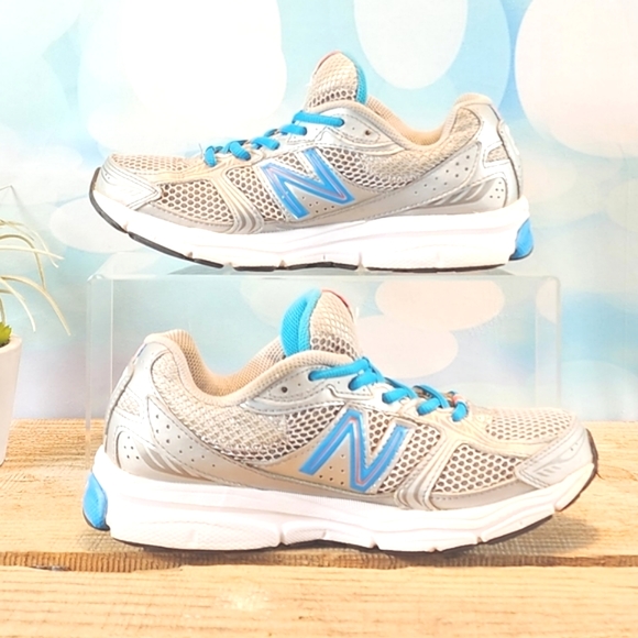 New Balance Shoes - NEW BALANCE – Running sneakers, silver, turquoise, size 7 shoes